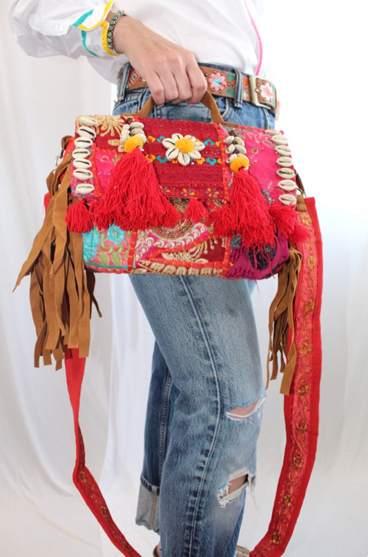 Desert Bloom Fringe Purse : Red