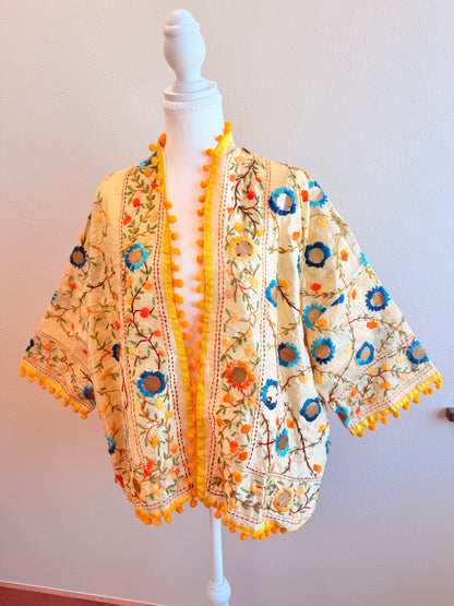 Yellow Daisy Bloom Cropped Kimono